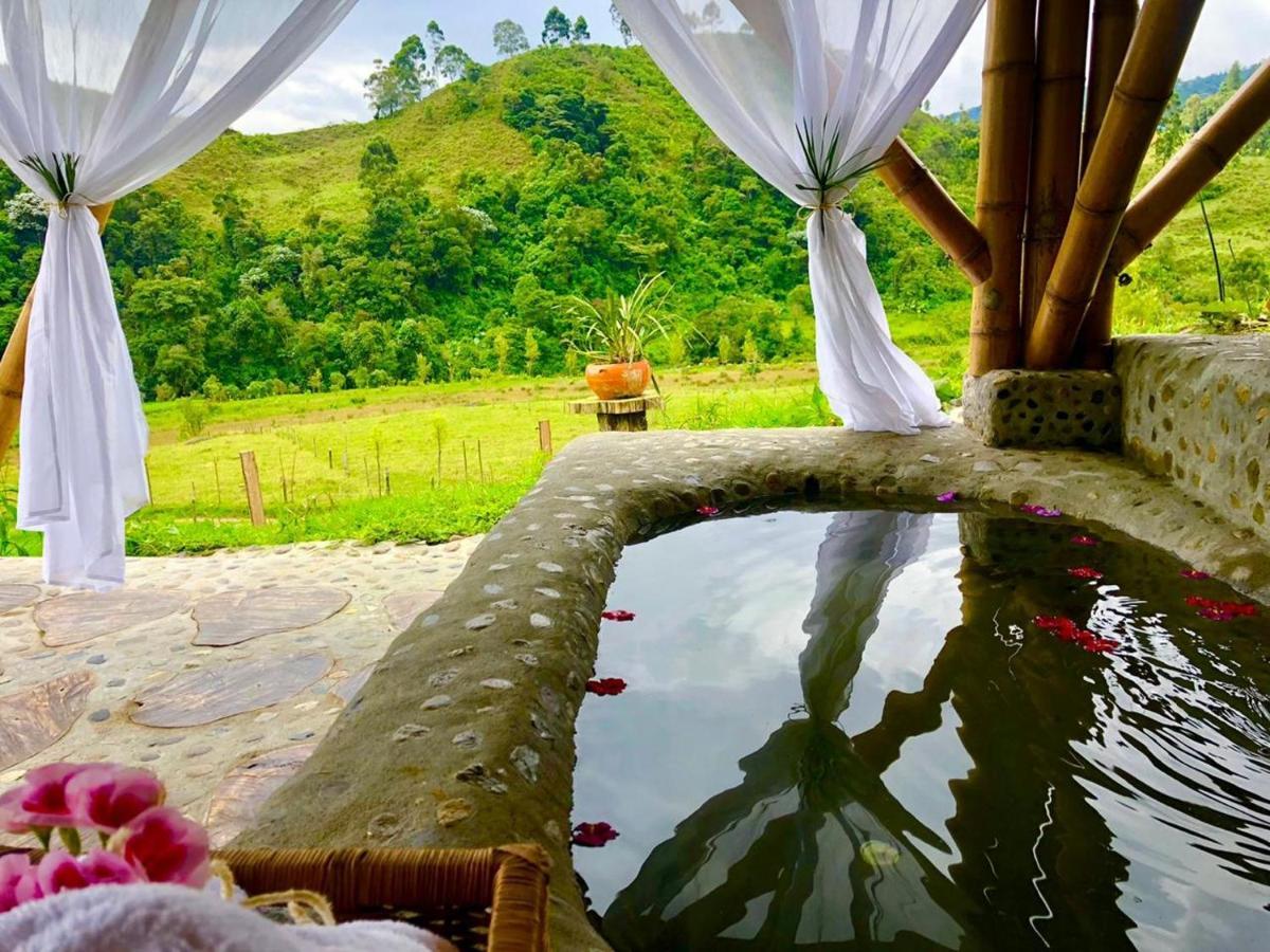 Glamping La Herradura Санта-Роса-де-Кабаль Экстерьер фото