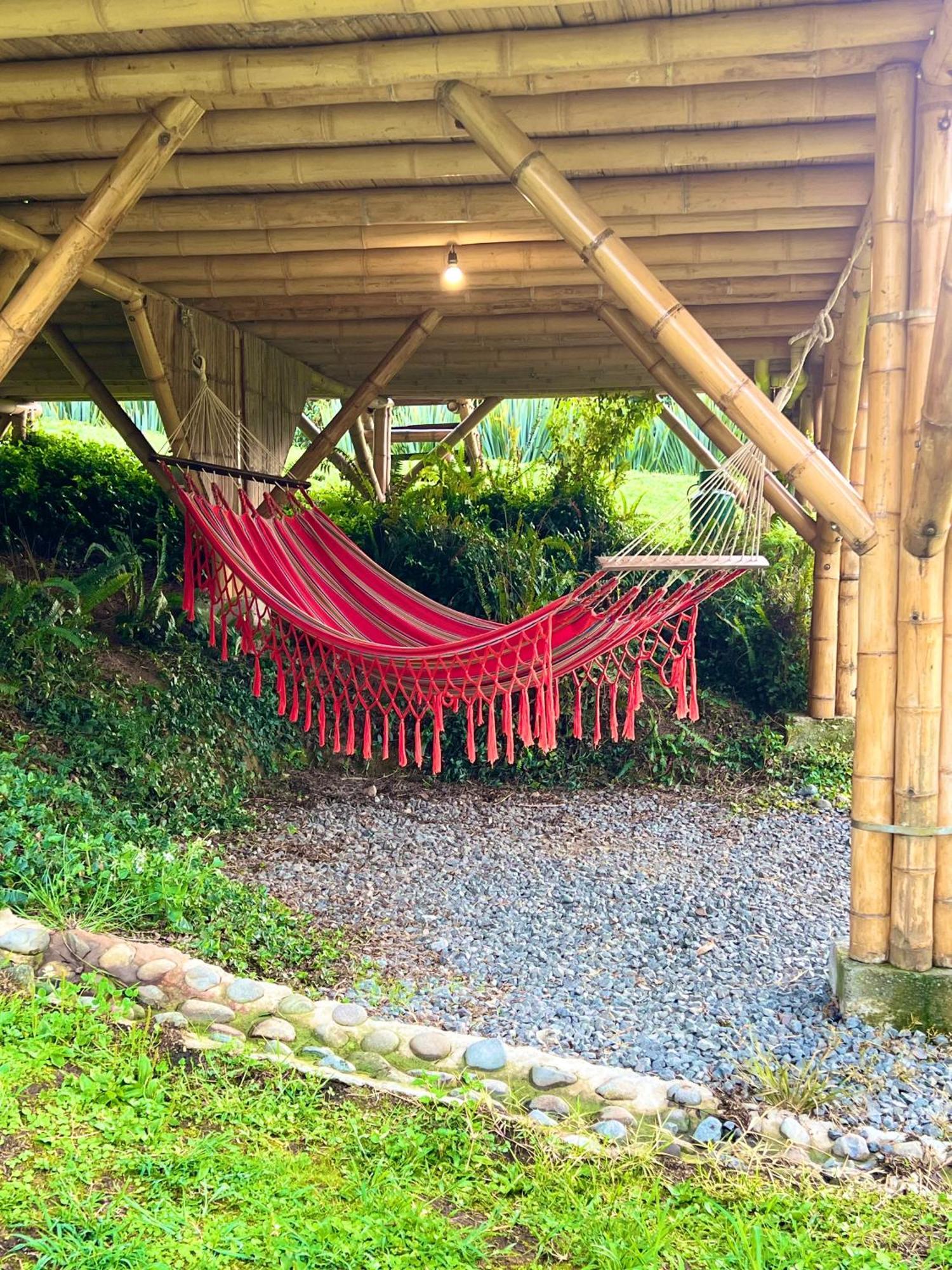 Glamping La Herradura Санта-Роса-де-Кабаль Экстерьер фото